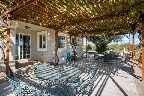 Exterior - 4972 Walnut Rd, Hughson, CA 95326 photo 5 of 15