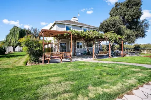 Exterior - 4972 Walnut Rd, Hughson, CA 95326 photo 7 of 15