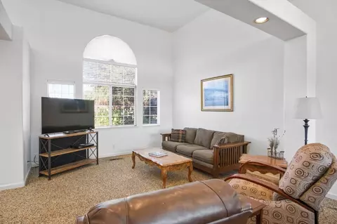 Living - 4972 Walnut Rd, Hughson, CA 95326 photo 7 of 7