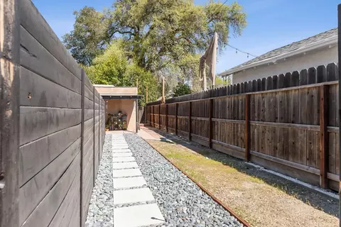 Exterior - 119 Lane St, Modesto, CA 95354 photo 8 of 10