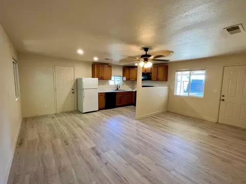 Living - 119 Lane St, Modesto, CA 95354 photo 2 of 2