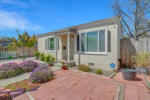 409 E Noble St, Stockton, CA 95204