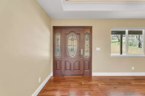 Entry Way - 501 Shell Ln, Placerville, CA 95667 photo 5 of 6