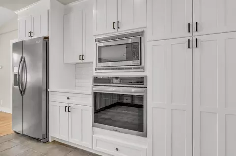 Kitchen - 501 Shell Ln, Placerville, CA 95667 photo 4 of 9