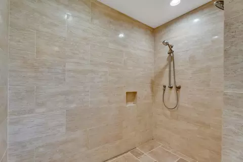 Bath - 501 Shell Ln, Placerville, CA 95667 photo 7 of 7