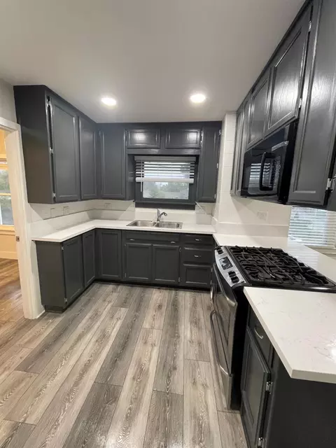 Kitchen - 391 E Olive Ave, Turlock, CA 95380 photo 3 of 8