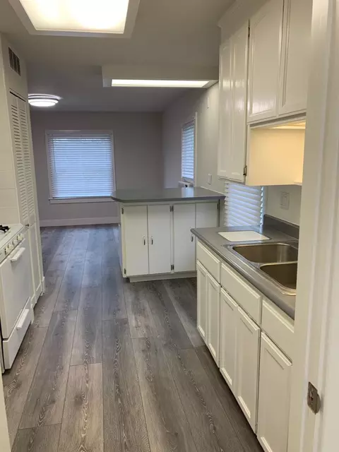 Kitchen - 391 E Olive Ave, Turlock, CA 95380 photo 4 of 8