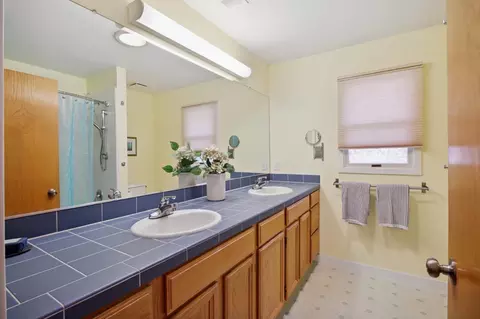 1430 Olympic Dr, Davis, CA 95616 photo 18
