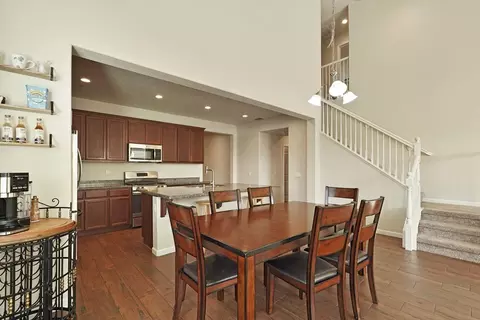 Dining - 2116 Splendor Way, Modesto, CA 95357 photo 2 of 2
