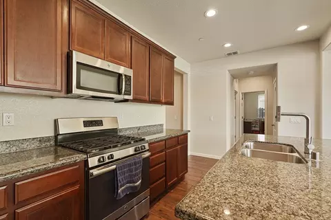 Kitchen - 2116 Splendor Way, Modesto, CA 95357 photo 4 of 4