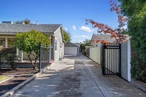Exterior - 1012 Douglas Ave, Modesto, CA 95350 photo 4 of 9