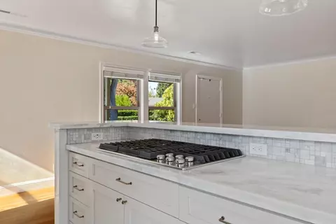 Kitchen - 1012 Douglas Ave, Modesto, CA 95350 photo 5 of 8