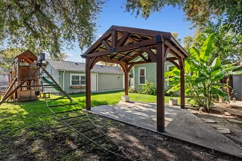 Exterior - 1012 Douglas Ave, Modesto, CA 95350 photo 9 of 9
