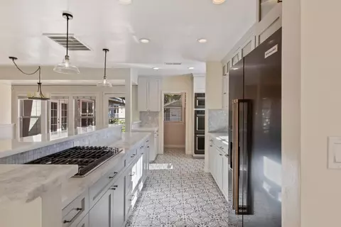 Kitchen - 1012 Douglas Ave, Modesto, CA 95350 photo 2 of 8