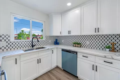 Kitchen - 44 N Corinth Ave, Lodi, CA 95242 photo 3 of 3