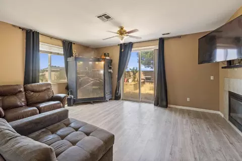 1752 Dukes Ct, Olivehurst, CA 95961 photo 25