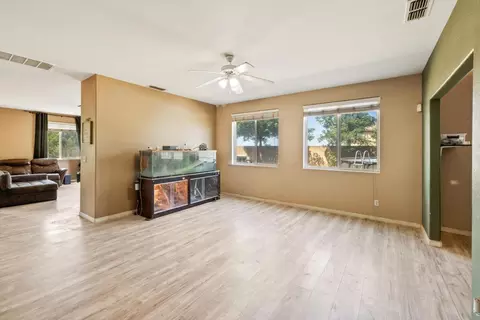 1752 Dukes Ct, Olivehurst, CA 95961 photo 7