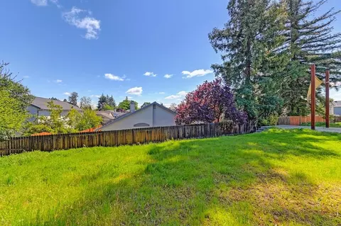 8212 Helmsley Ct, Antelope, CA 95843 photo 42