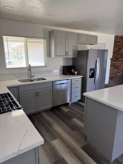 Kitchen - 2008 Cardinal Dr, Ceres, CA 95307 photo 2 of 4