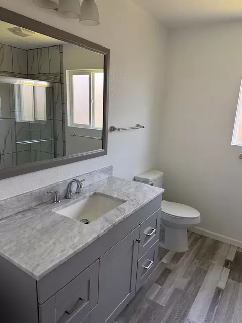 Bath - 2008 Cardinal Dr, Ceres, CA 95307 photo 3 of 4