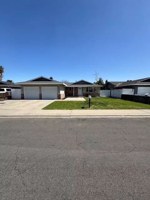 Exterior - 2008 Cardinal Dr, Ceres, CA 95307 photo 8 of 8