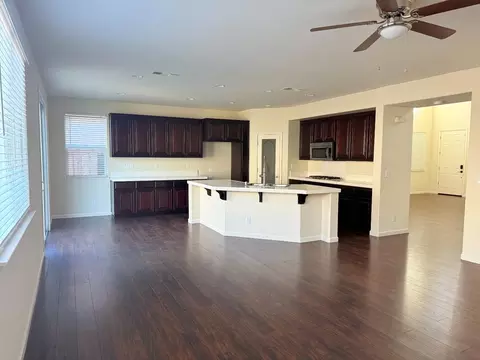 1003 Alfonso Ln, Manteca, CA 95336 photo 9