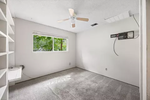 Bedroom - 6880 White Ln, Loomis, CA 95650 photo 5 of 6