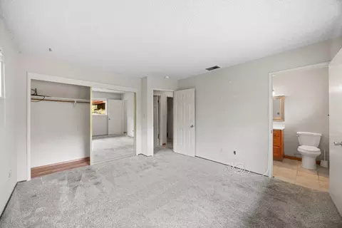 Bedroom - 6880 White Ln, Loomis, CA 95650 photo 2 of 6