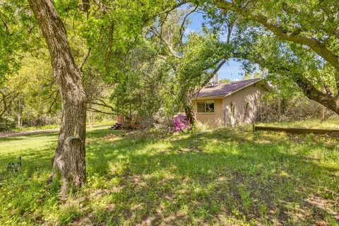 Exterior - 6880 White Ln, Loomis, CA 95650 photo 19 of 23