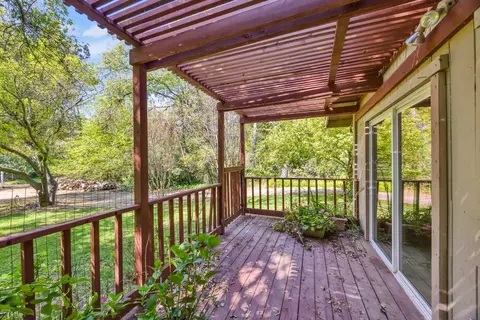 Exterior - 6880 White Ln, Loomis, CA 95650 photo 20 of 23