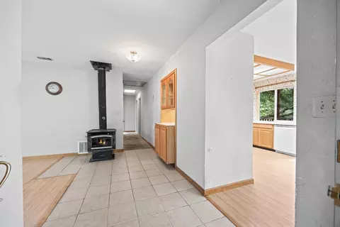 Entry Way - 6880 White Ln, Loomis, CA 95650 photo 1 of 7