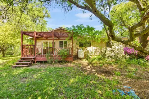 Exterior - 6880 White Ln, Loomis, CA 95650 photo 2 of 23