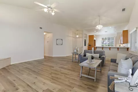3752 Mountain View Rd, Turlock, CA 95382 photo 9