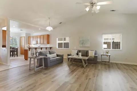 3752 Mountain View Rd, Turlock, CA 95382 photo 8