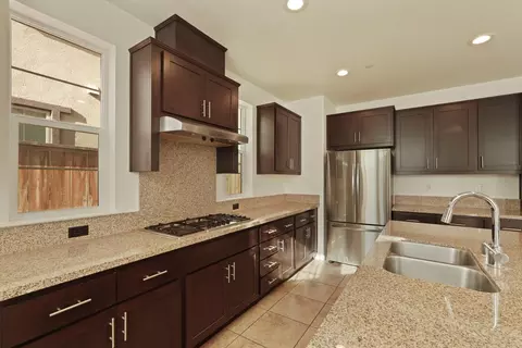 Kitchen - 1213 Barbera Ct, Lodi, CA 95242 photo 2 of 5