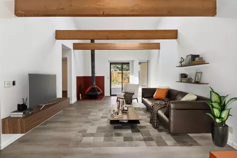 Living - 1211 Arthur St, Davis, CA 95616 photo 1 of 7
