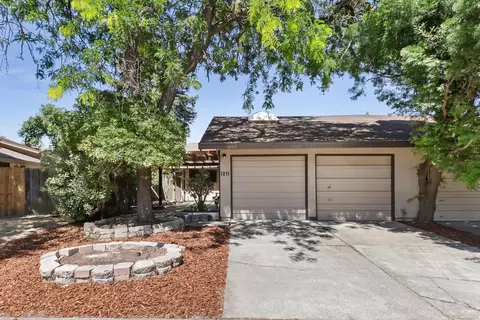 Exterior - 1211 Arthur St, Davis, CA 95616 photo 12 of 12