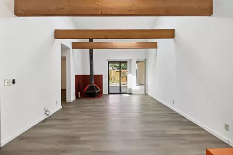 Living - 1211 Arthur St, Davis, CA 95616 photo 2 of 7
