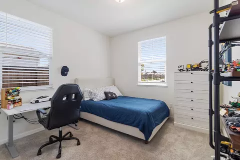 Bedroom - 2877 Margot Ln, Turlock, CA 95382 photo 2 of 4