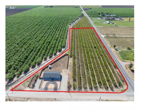 1060 Lemon Ave, Patterson, CA 95363 photo 4