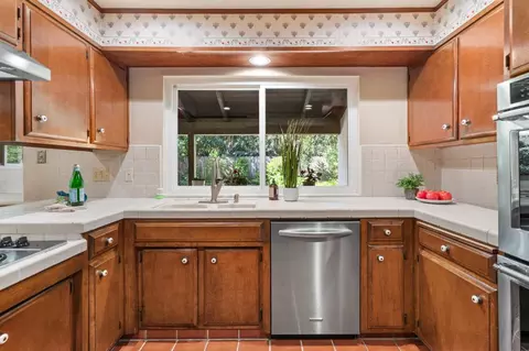Kitchen - 3616 Appleton Ct, Stockton, CA 95219 photo 2 of 4