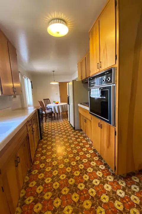 Kitchen - 5153 Kovanda Ave, Carmichael, CA 95608 photo 2 of 9