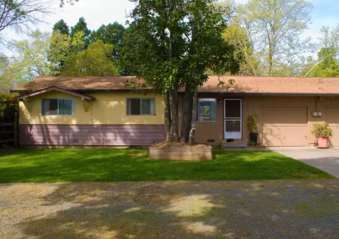 Exterior - 5153 Kovanda Ave, Carmichael, CA 95608 photo 5 of 10