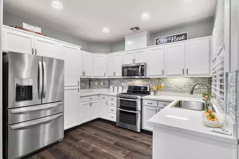 Kitchen - 2953 Campbell Ln, Tracy, CA 95377 photo 1 of 5