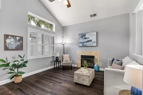 Living - 2953 Campbell Ln, Tracy, CA 95377 photo 3 of 4