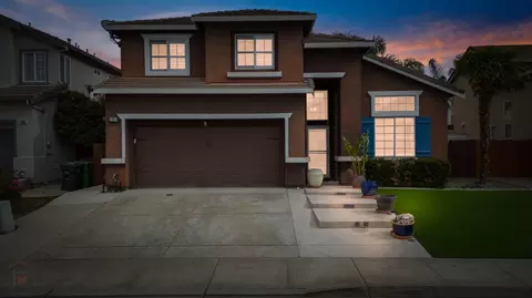 Exterior - 2953 Campbell Ln, Tracy, CA 95377 photo 2 of 9
