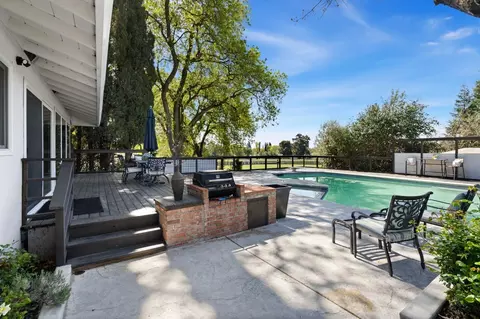 Exterior - 1191 Jacob Ln, Carmichael, CA 95608 photo 10 of 24