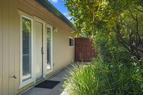 4809 Marconi Ave, Carmichael, CA 95608 photo 2