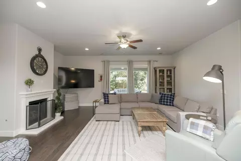 297 Gemstone Ln, Ripon, CA 95366 photo 11