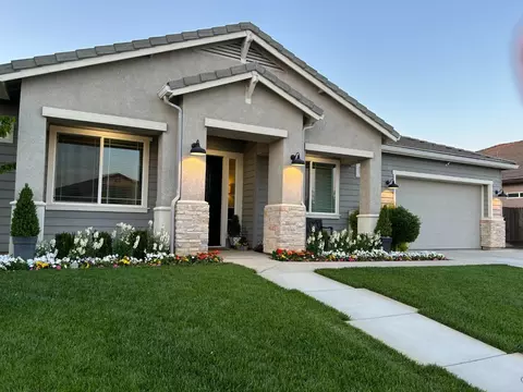 297 Gemstone Ln, Ripon, CA 95366 photo 1